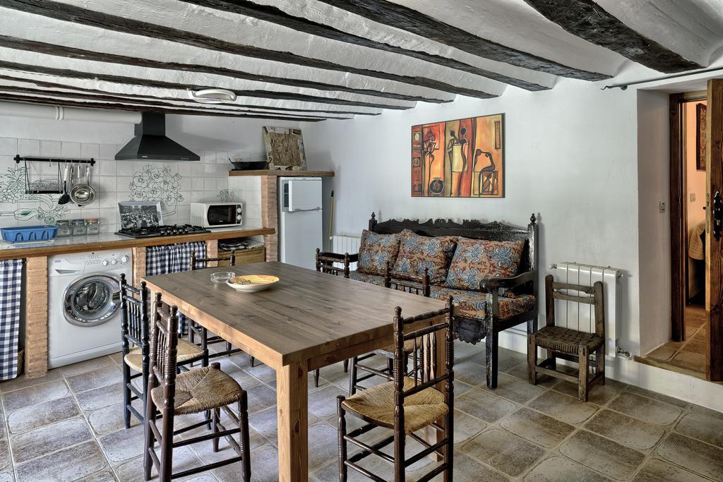 La Casa Del Tio Venancio Affittacamere Caracenilla Esterno foto