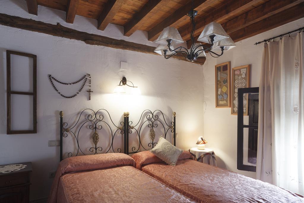 La Casa Del Tio Venancio Affittacamere Caracenilla Esterno foto